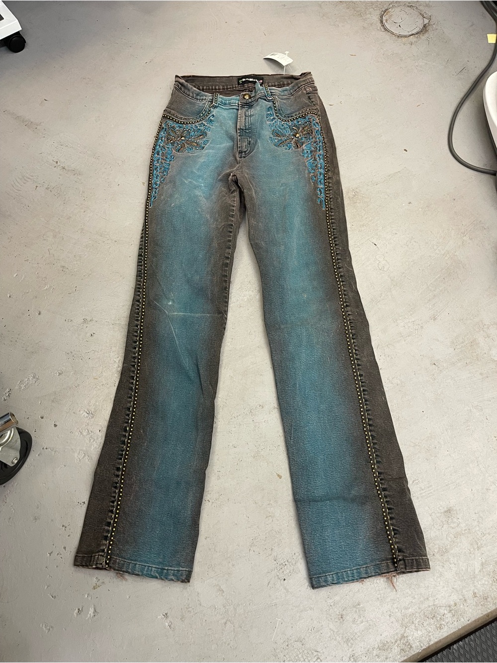 Embroidered Two-Tone Flare Jeans in Teal & Black
